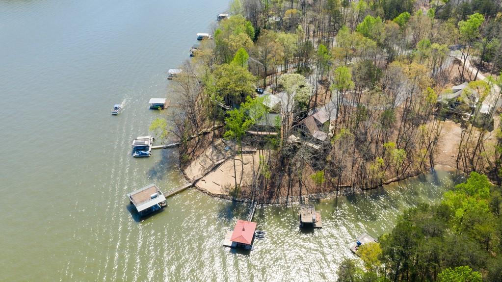 233 Holly Dr., Dawsonville, GA 30534