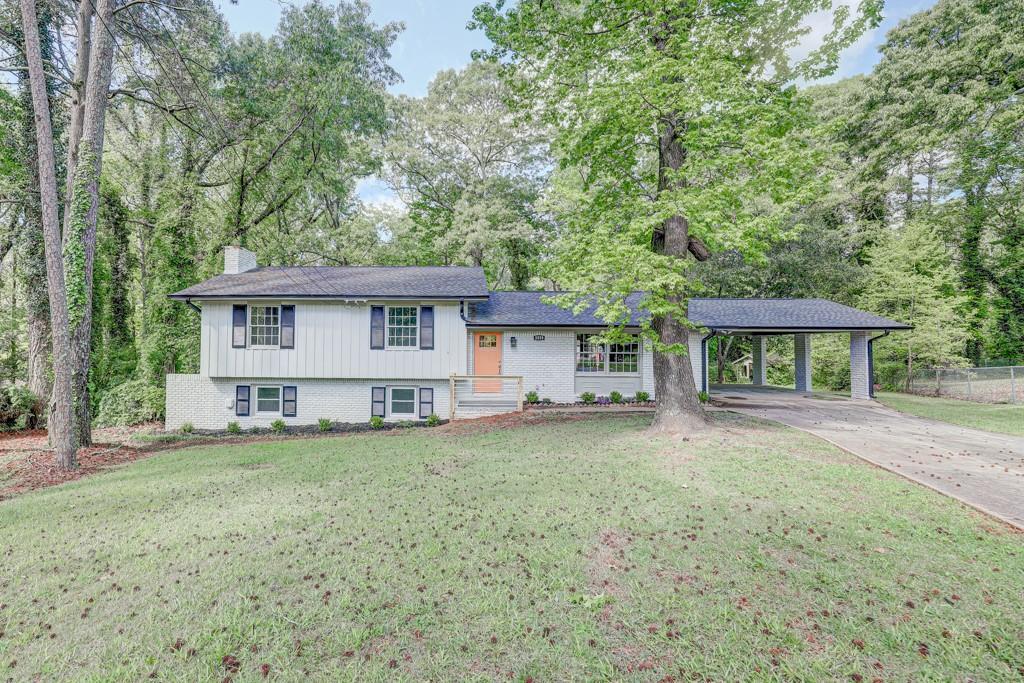 3559 Troutdale Ct., Decatur, GA 30032