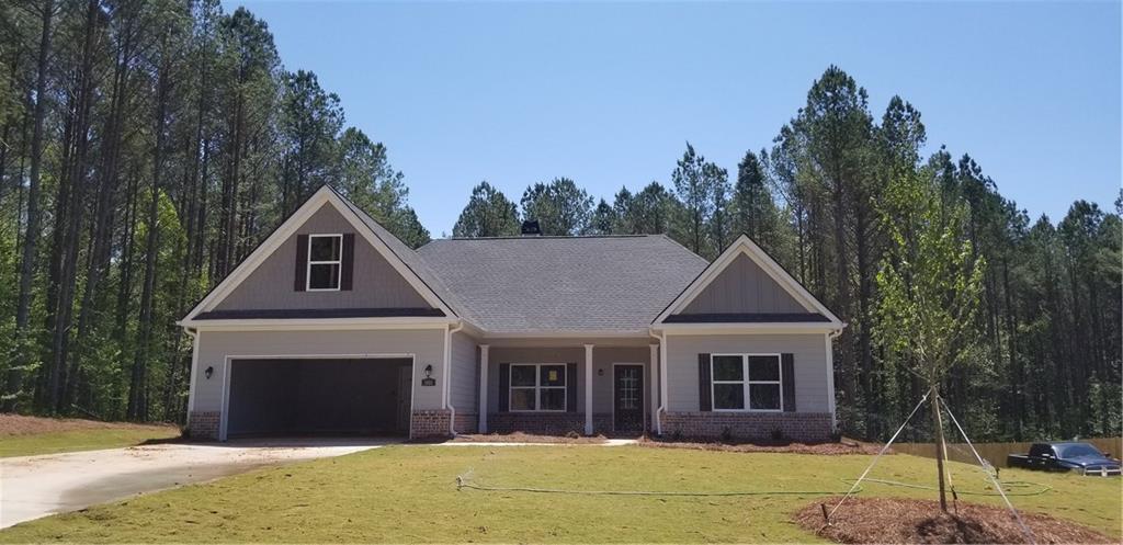 1660 Carriage Ct., Monroe, GA 30656