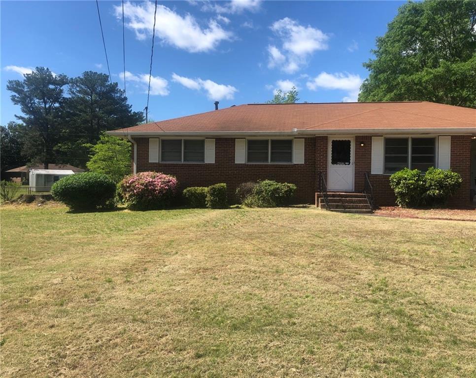 6077 Monica Dr., Morrow, GA 30260