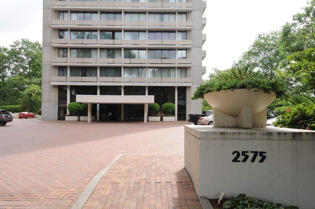 2575 Peachtree Rd. #23F, Atlanta, GA 30305