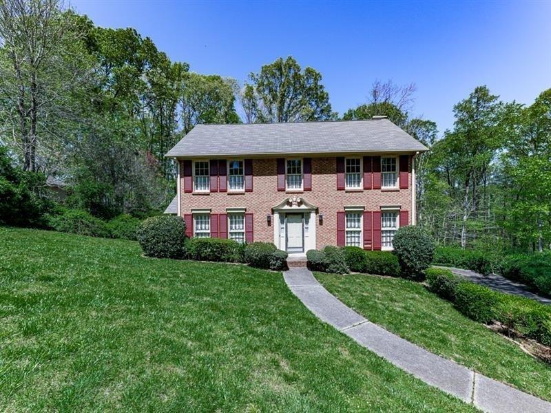 1400 Ridgefield Dr., Roswell, GA 30075