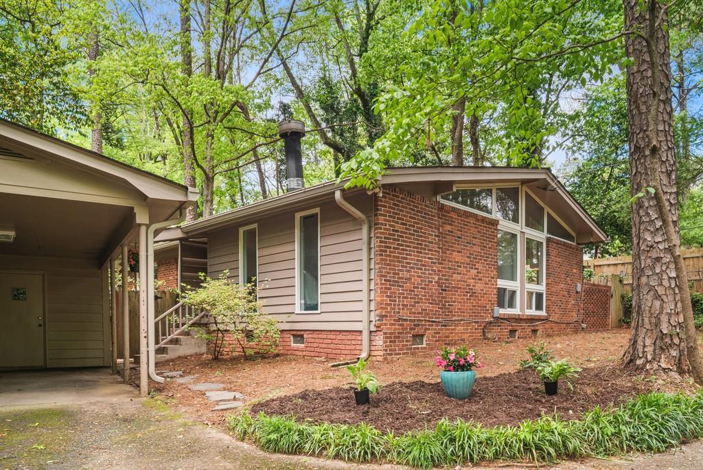 2346 Tanglewood Cir., Atlanta, GA 30345