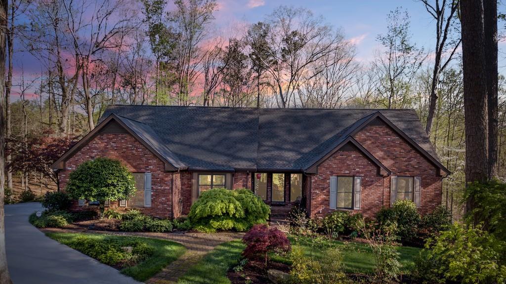 465 Roper Rd., Canton, GA 30115