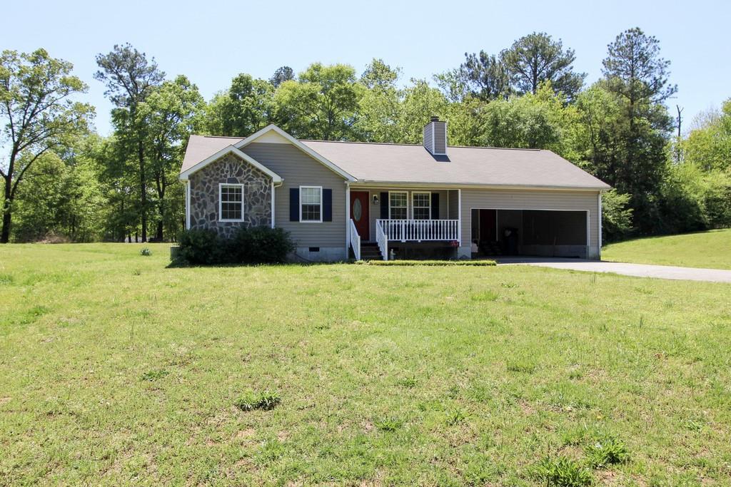 132 Doe Ln., Calhoun, GA 30701