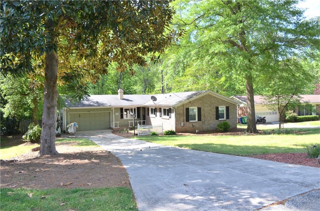 1488 Drayton Woods Dr., Tucker, GA 30084