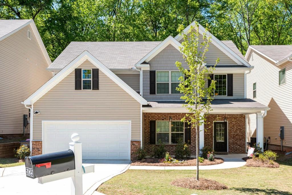 5725 Westin Cir., Flowery Branch, GA 30542