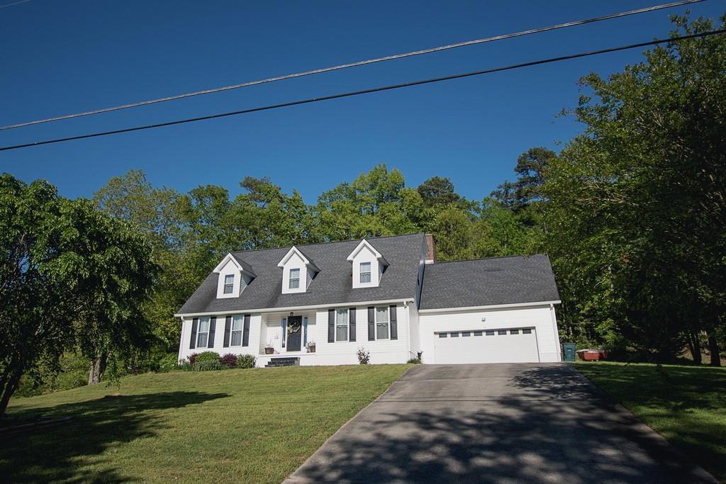 321 Chad St., Calhoun, GA 30701