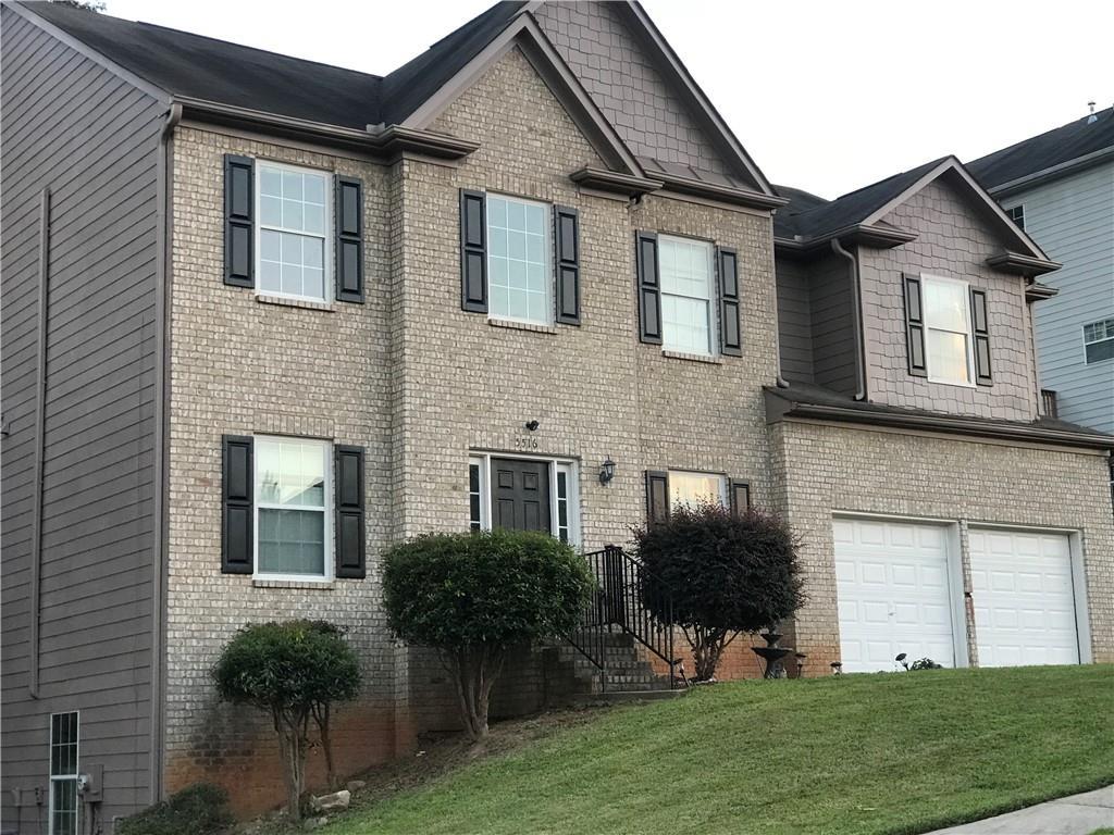 5516 Babbling View, Fairburn, GA 30213