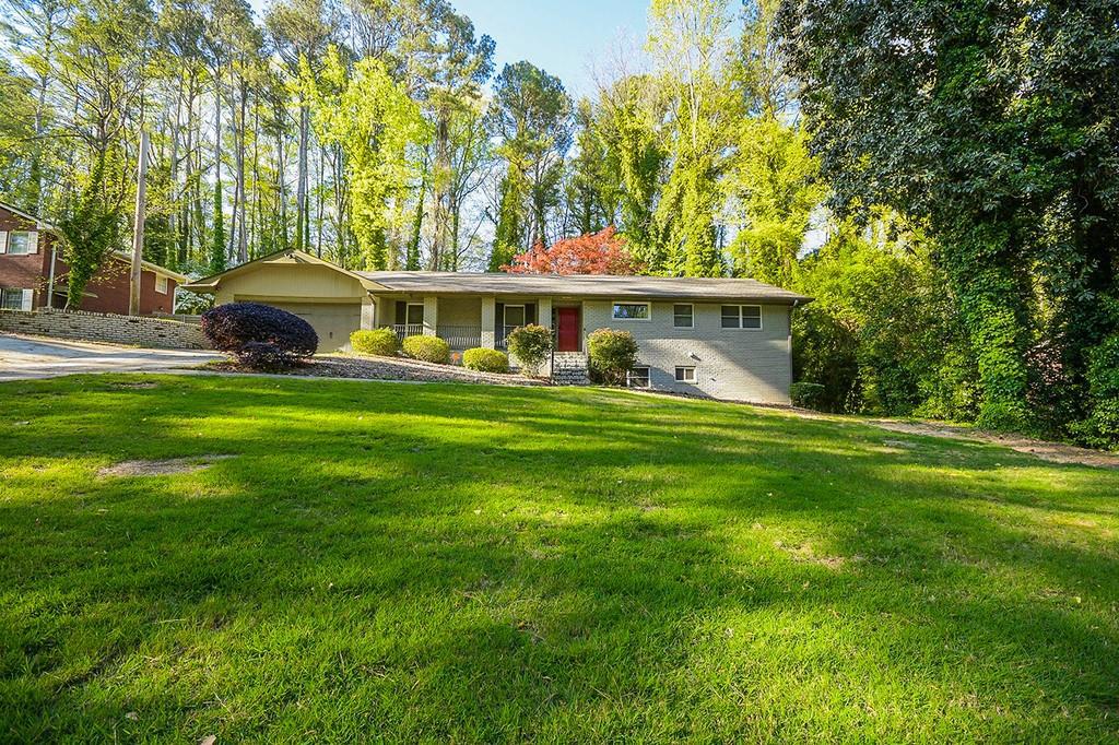 2725 Hayden Dr., Atlanta, GA 30344