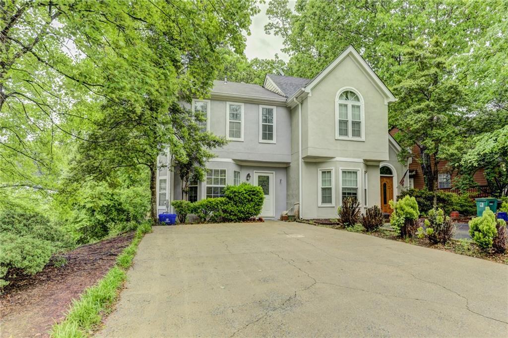 5114 Laurel Bridge Dr., Smyrna, GA 30082