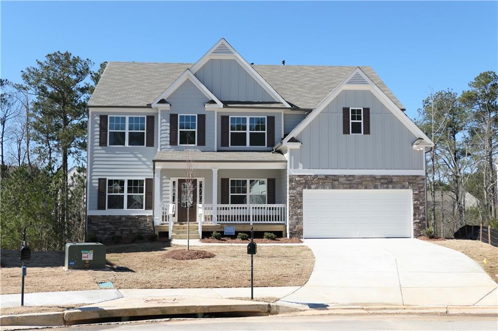 193 Woodland Ct., Dallas, GA 30132