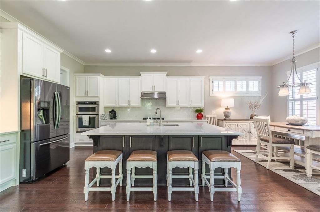 6450 Sycamore Dr., Hoschton, GA 30548