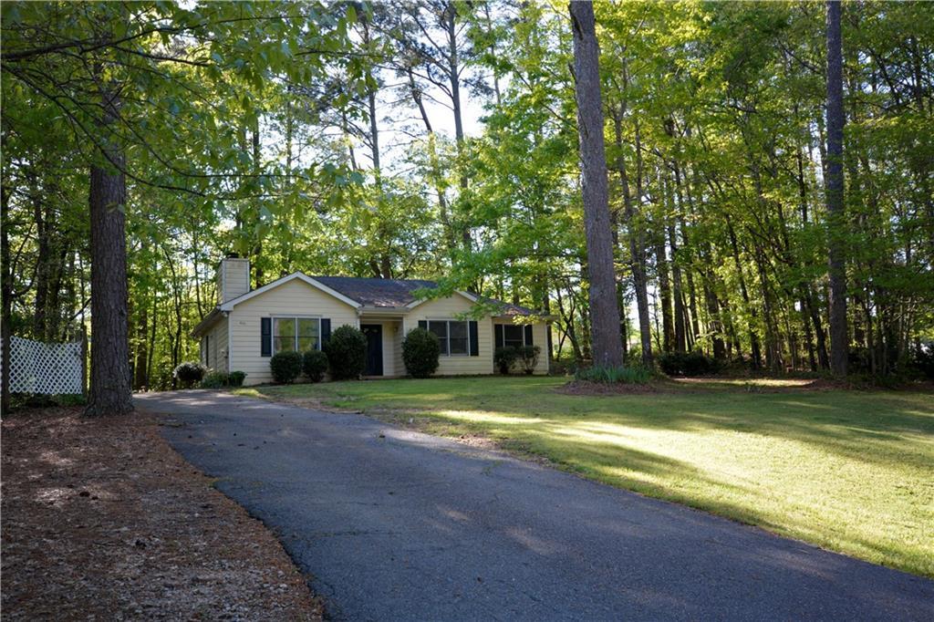 405 Heard Dr., Dawsonville, GA 30534
