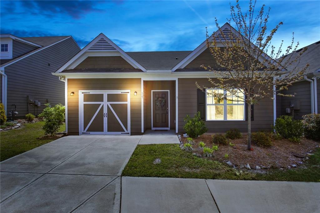 527 Riverview Ln., Canton, GA 30114