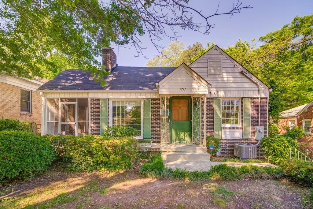 1717 Melrose Dr., Atlanta, GA 30310