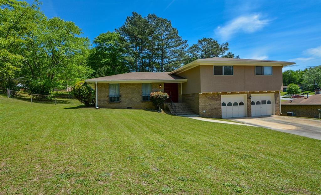 160 Mapledale Ln., Atlanta, GA 30349