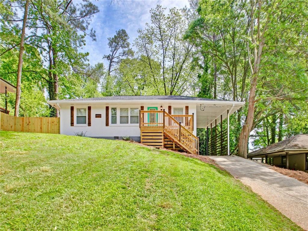 2892 Cloverleaf Dr., Atlanta, GA 30316
