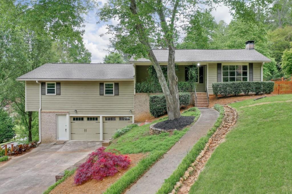 2970 Foothill Tr., Marietta, GA 30066