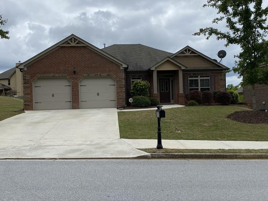6241 Brookridge Dr., Flowery Branch, GA 30542