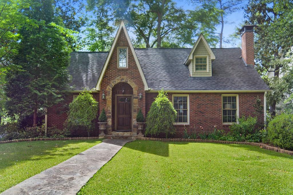 1074 Rosedale Rd., Atlanta, GA 30306
