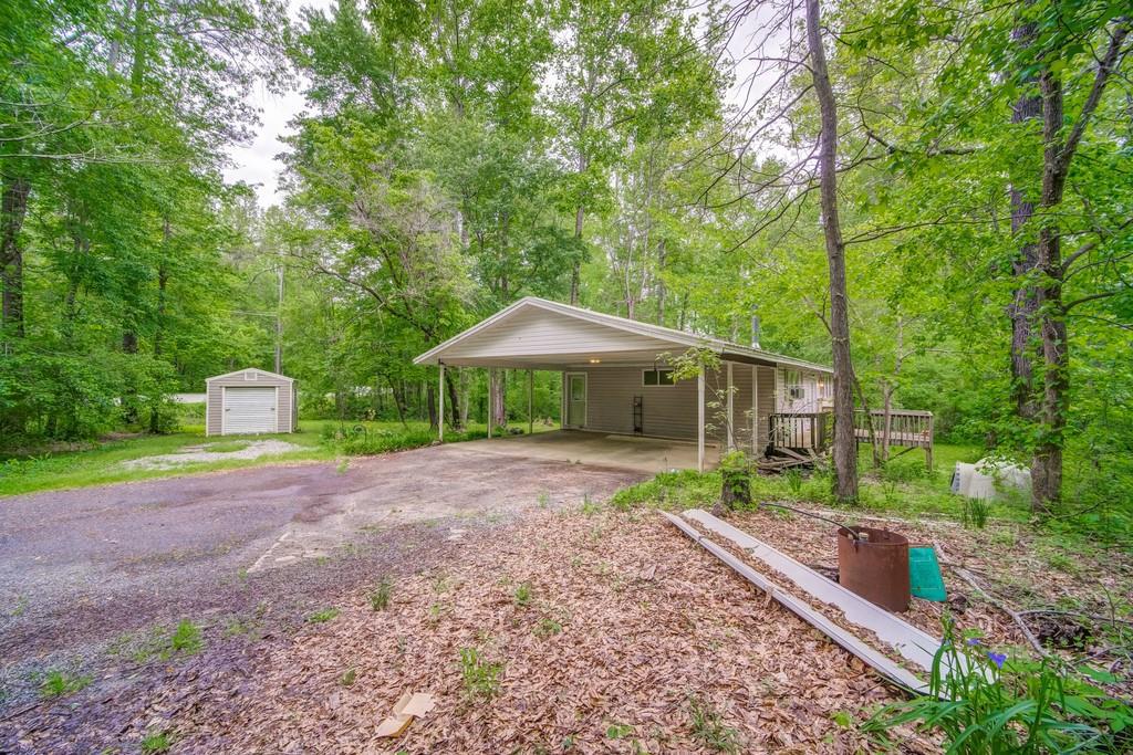5190 Bethlehem Rd., Fairburn, GA 30213