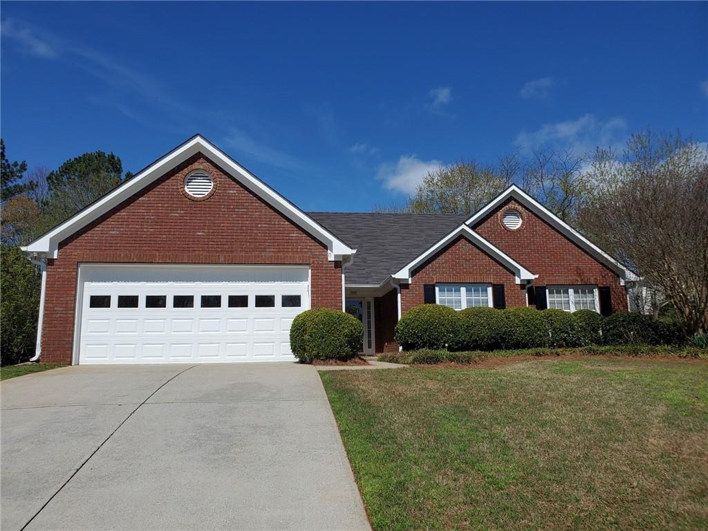 1354 Great Oaks Ct., Lawrenceville, GA 30045
