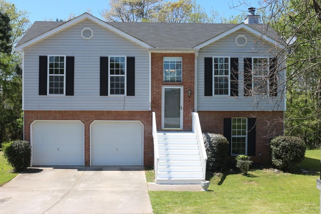 10381 Ivygate Ave., Jonesboro, GA 30238