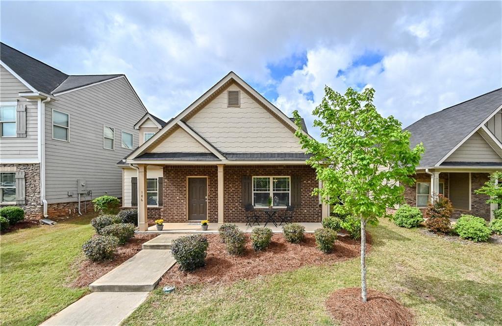 186 Magnaview Dr., McDonough, GA 30253