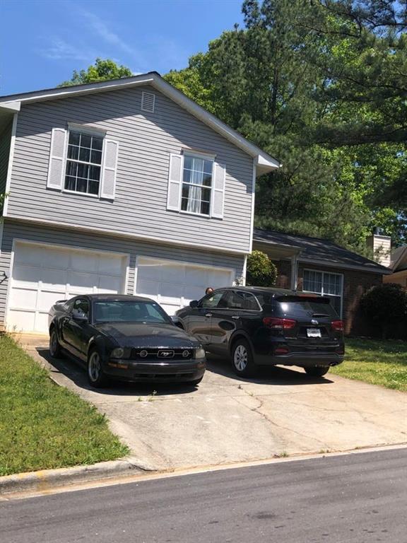 679 Kilkenny Cir., Lithonia, GA 30058