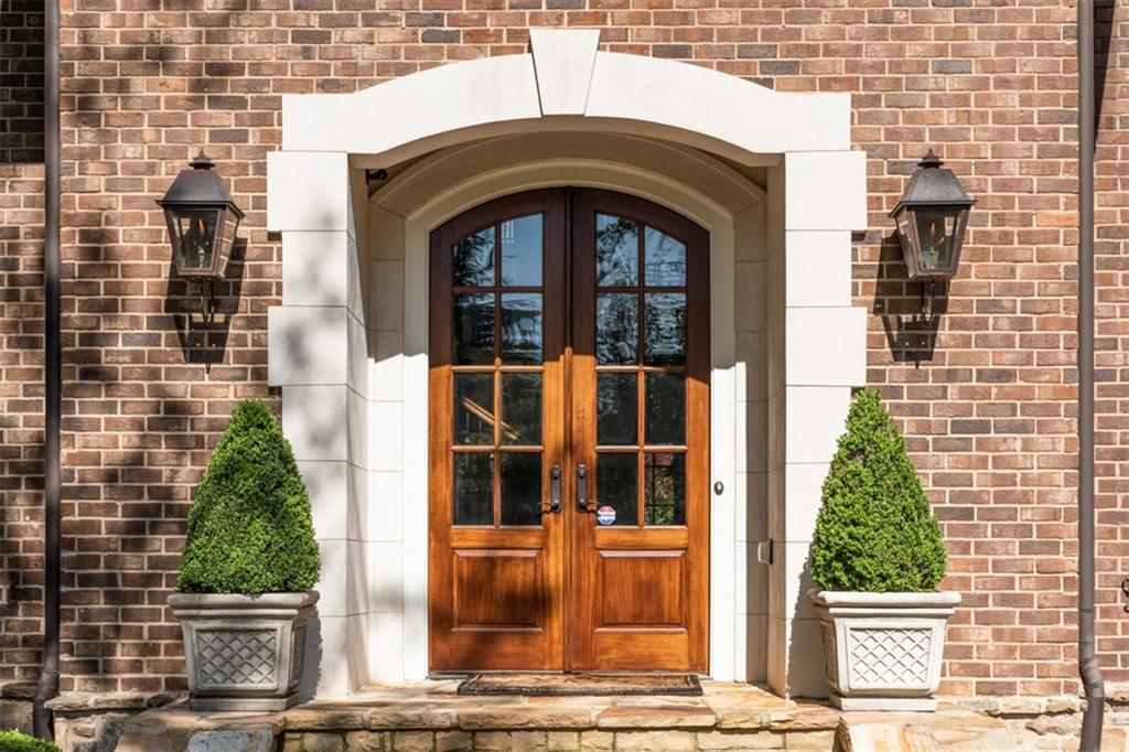 4380 Paran Summit Ct., Atlanta, GA 30327