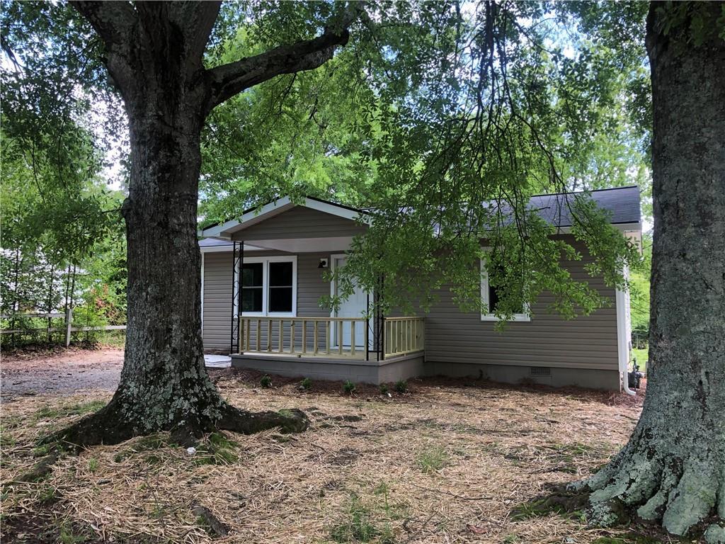 3820 Watson Cir., Gainesville, GA 30504