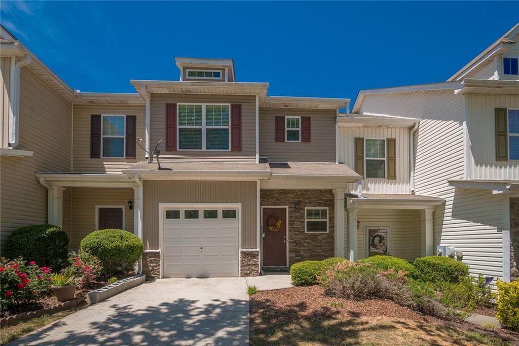 564 Rendezvous Rd., Acworth, GA 30102