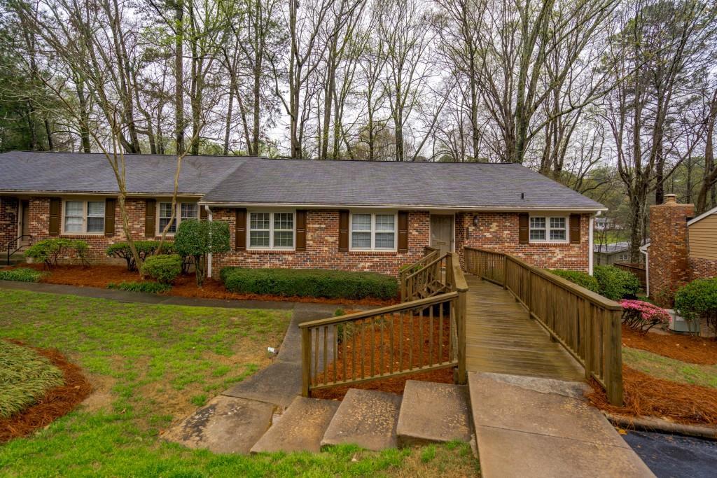 2420 Northlake Ct., Atlanta, GA 30345