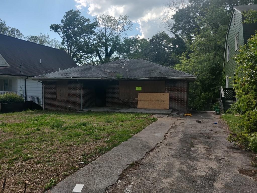 758 Charlotte Pl., Atlanta, GA 30318