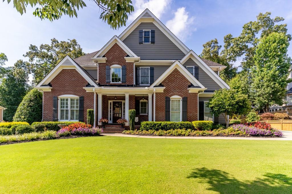 729 Crescent Cir., Canton, GA 30115