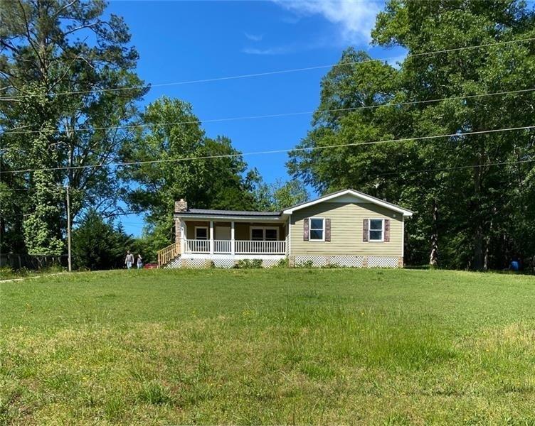 5560 Holloman Rd., Powder Springs, GA 30127