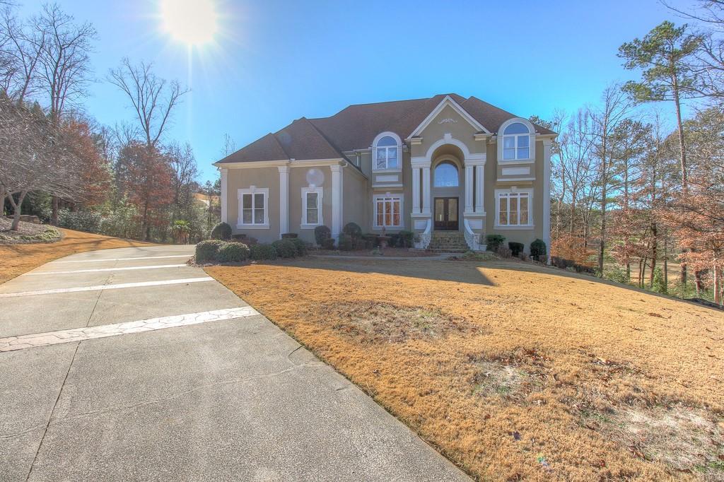 5179 Mountain Shadow Ln., Stone Mountain, GA 30087