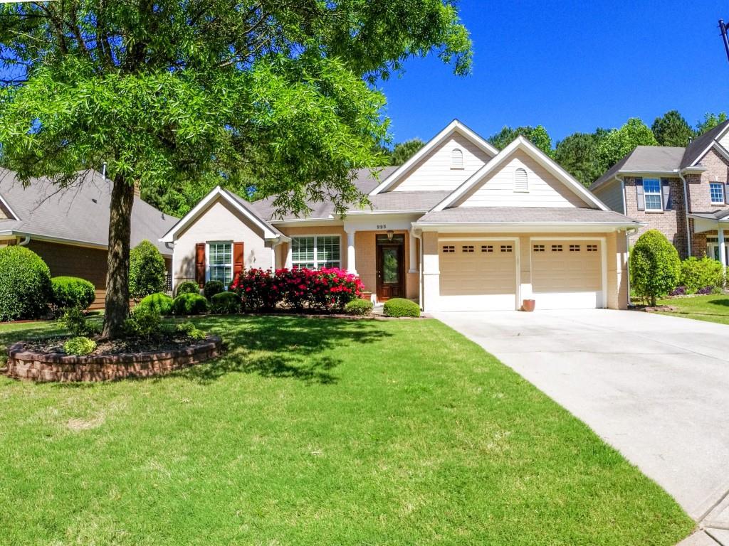 223 Brookview Pl., Woodstock, GA 30188