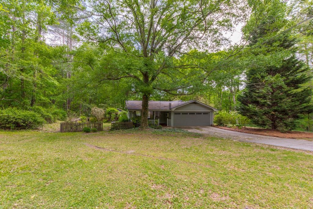 655 N Burnt Hickory Rd., Douglasville, GA 30134