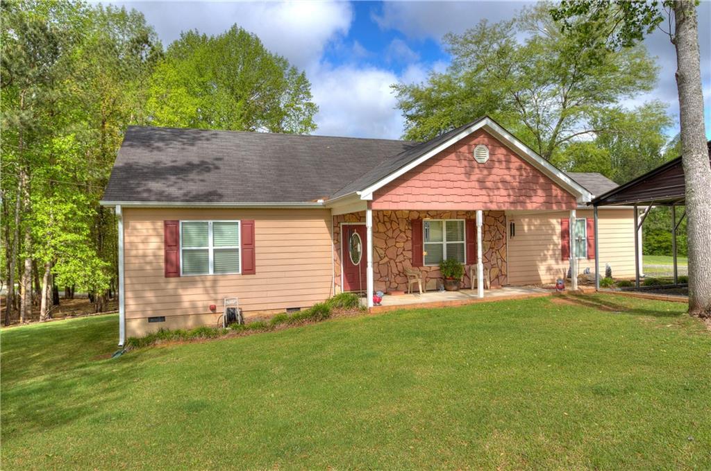 308 Bushmill Rd., Bremen, GA 30110