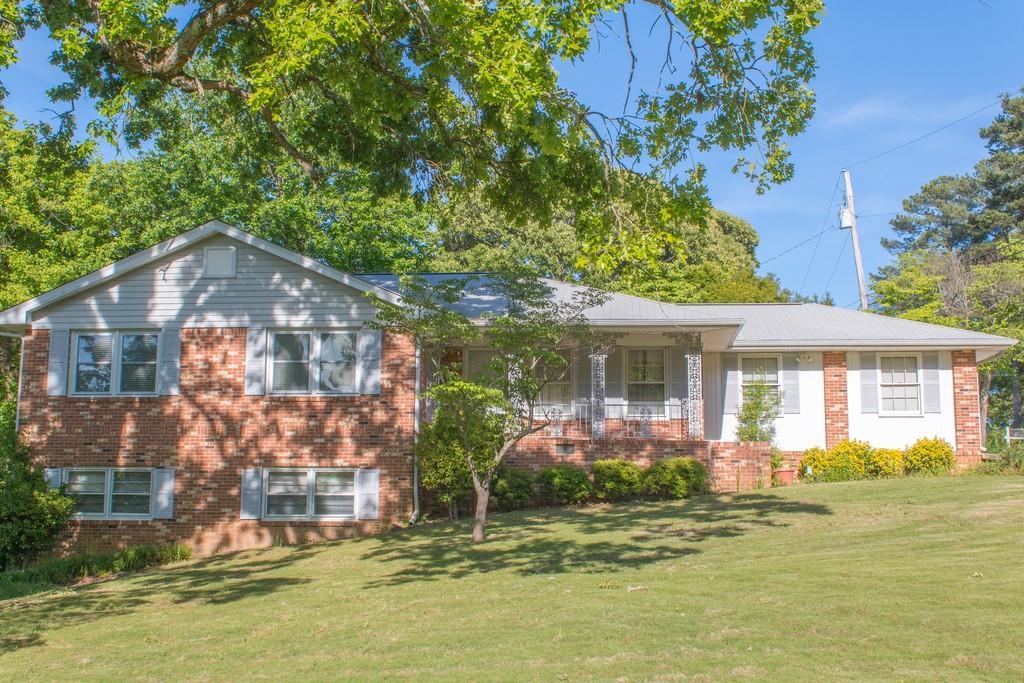 4456 Hillpine Rd., Forest Park, GA 30297