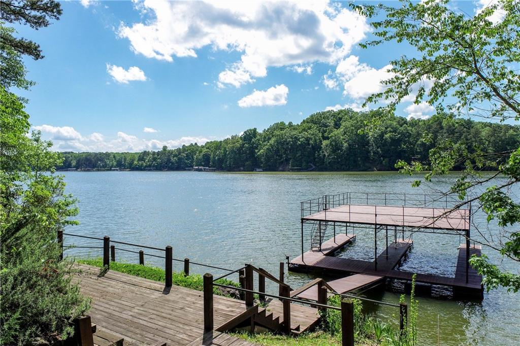 3370 Small Woods Ln., Gainesville, GA 30506