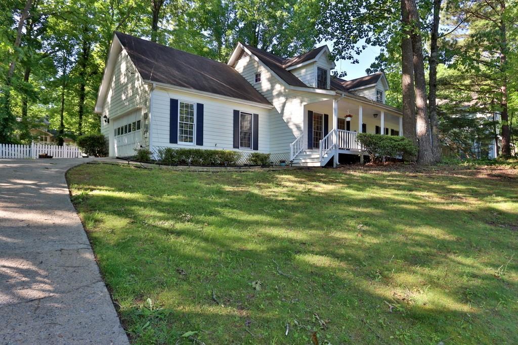 4112 Willow Walk, Lilburn, GA 30047