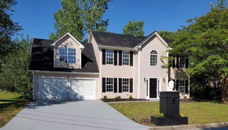 4338 Ward Bluff Ct., Ellenwood, GA 30294