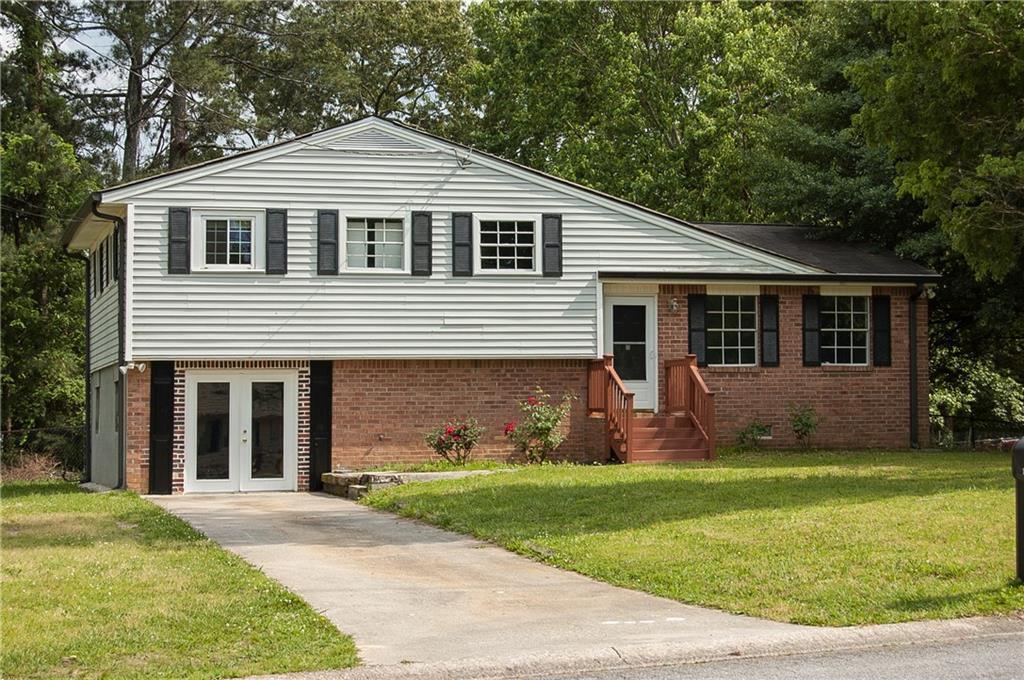 1826 Town Pl., Snellville, GA 30078