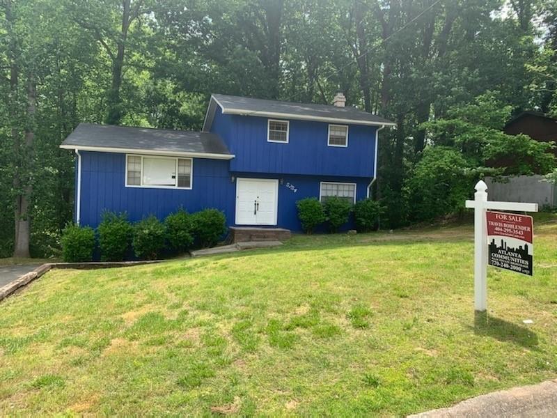5754 Deerfield Tr., Atlanta, GA 30349