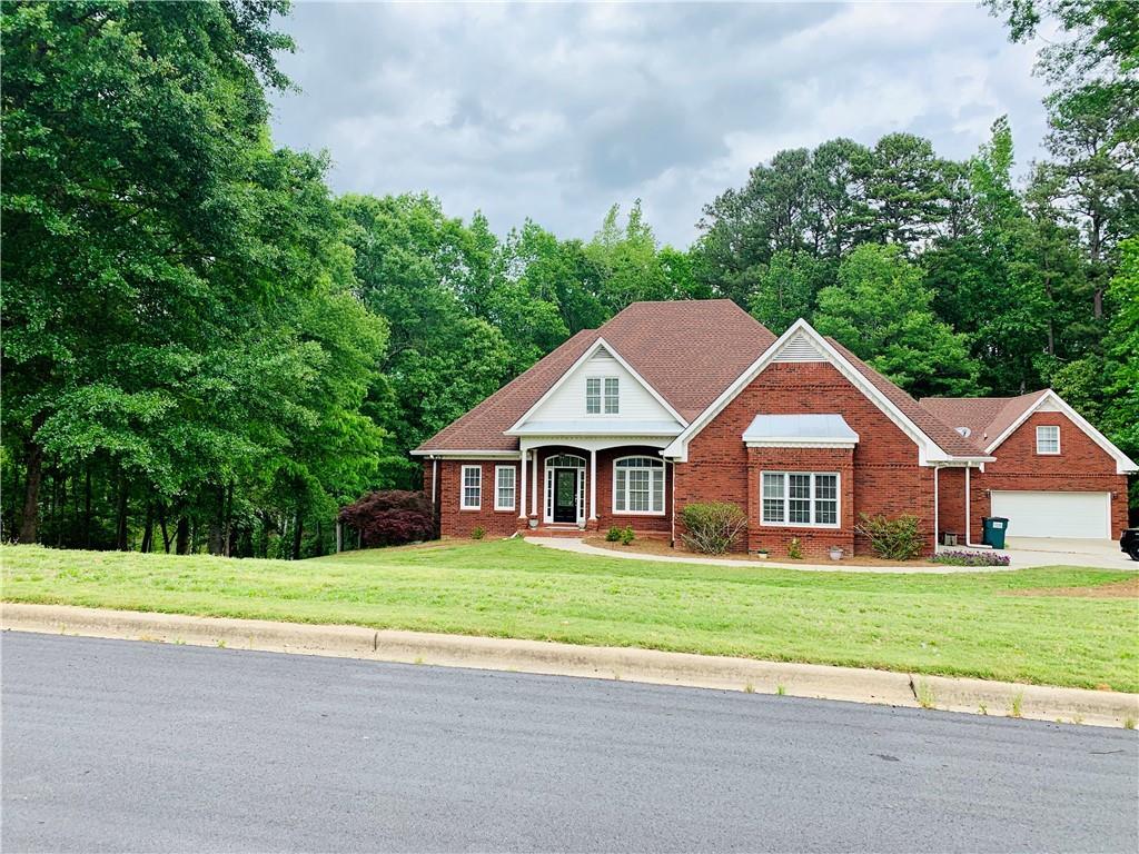 65 Mockingbird Ln., Oxford, GA 30054