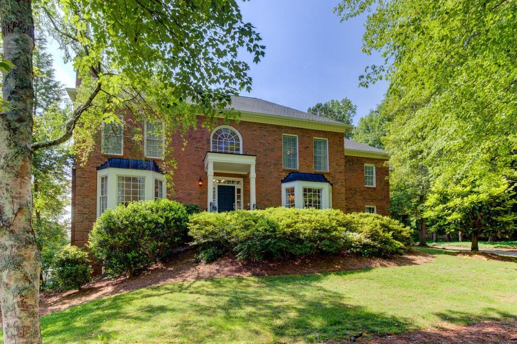 240 Plantation Way, Roswell, GA 30075