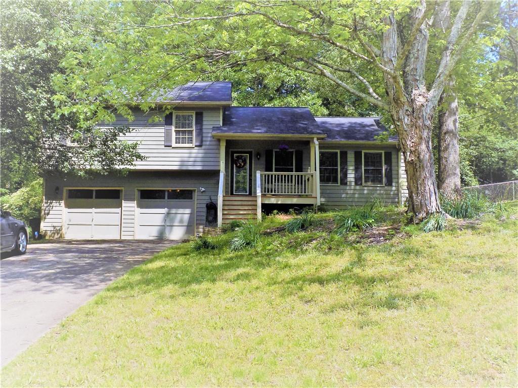 255 Cedar Mill Ln., Woodstock, GA 30189